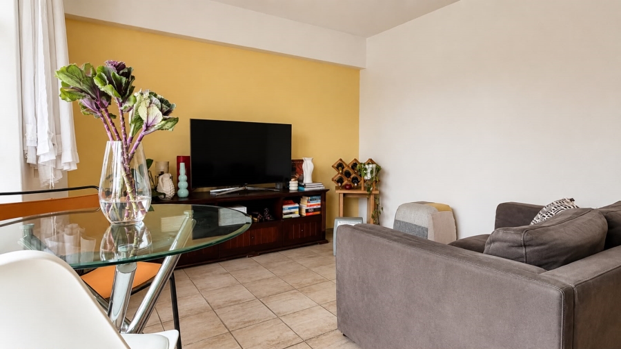 1 Bedroom Property for Sale in Zonnebloem Western Cape